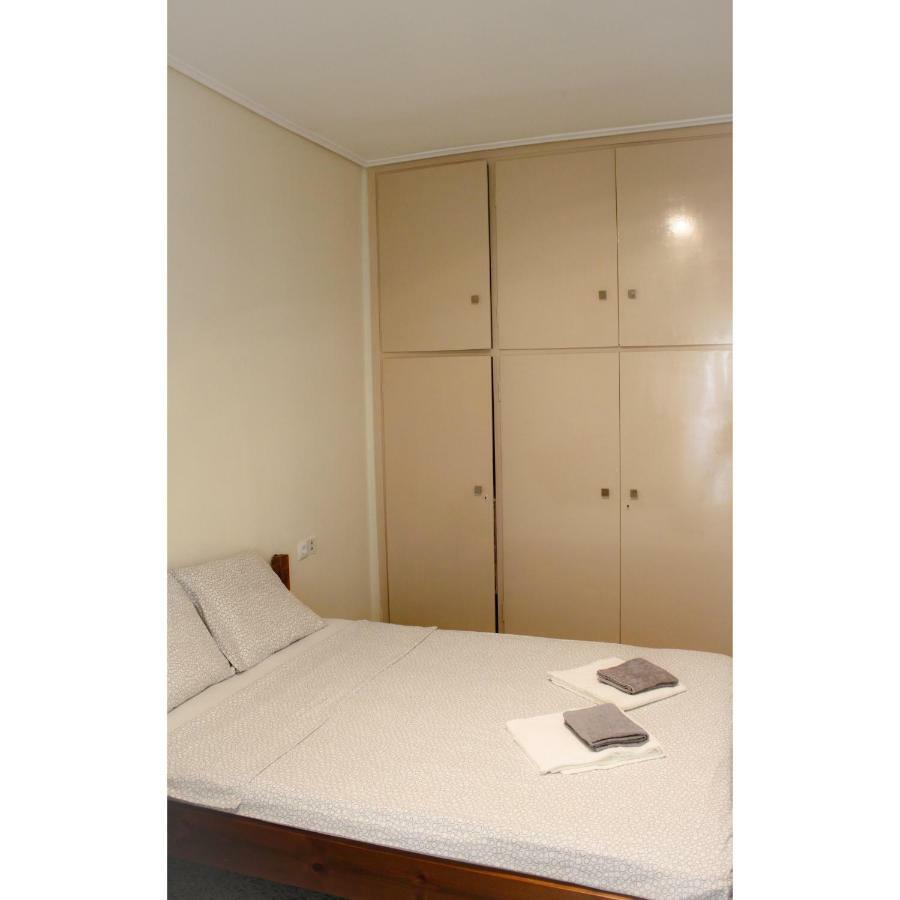 Loutraki Suites Ngoại thất bức ảnh